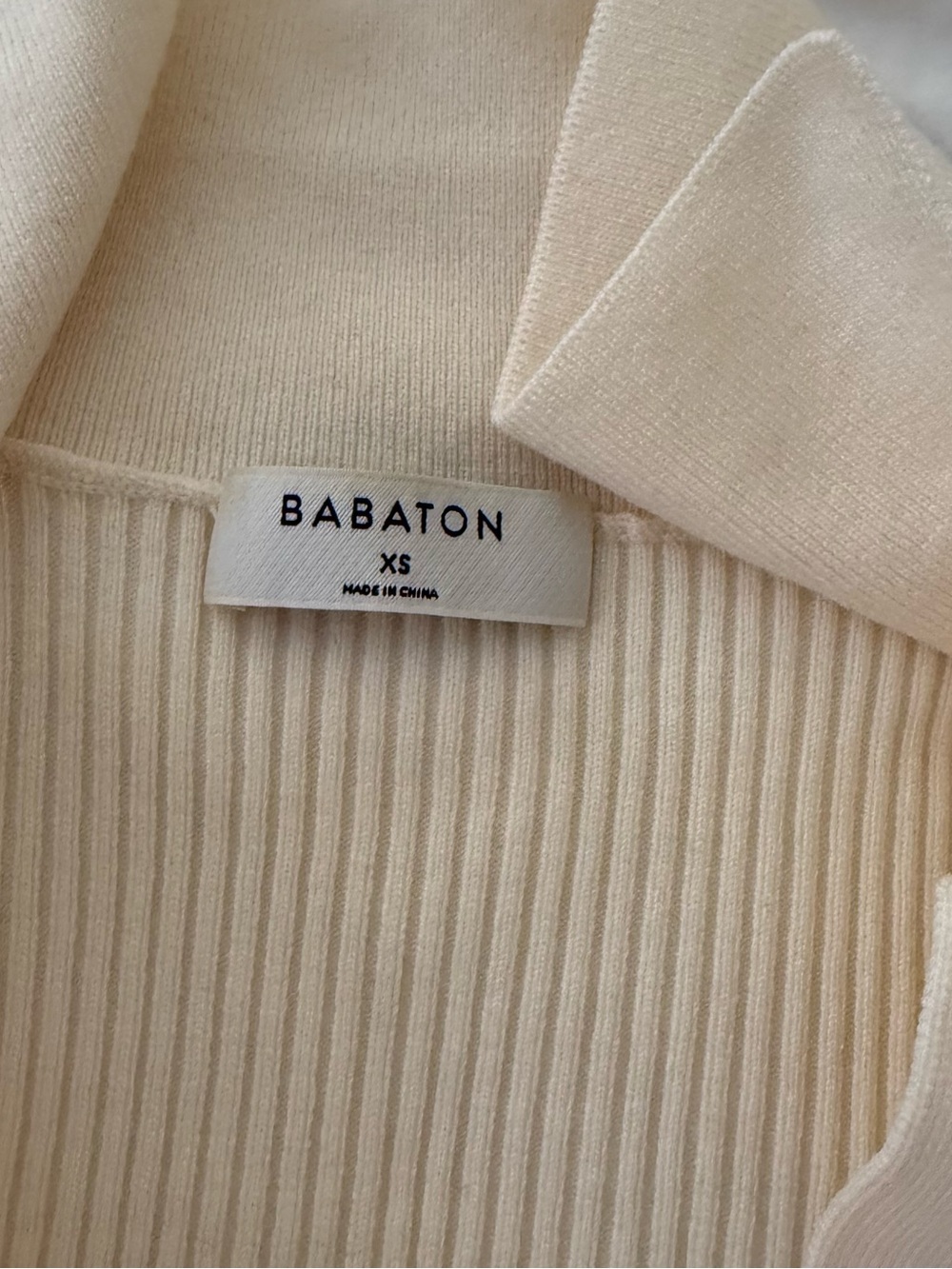 Babaton Ivory Ribbed Collared V-Neck Sweater - Picture 2 of 4
